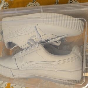 Women's White Puma sneakers size 7.5